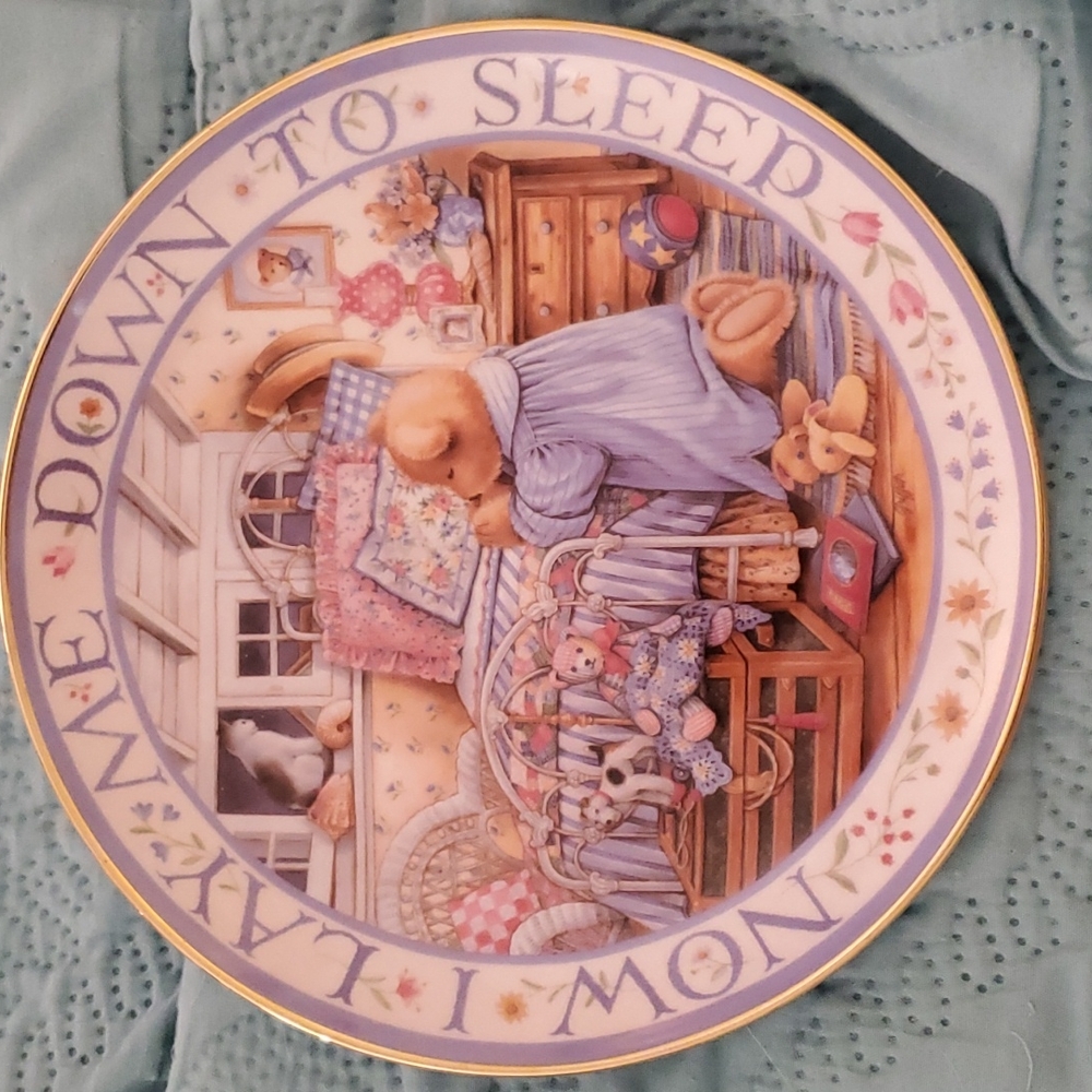 Royal Doulton Teddy Bear collector plate
